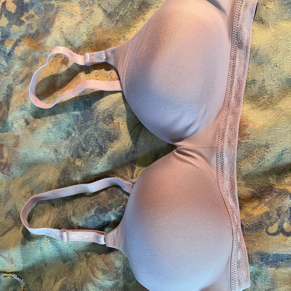 Women's Pink Lace Trim Bra
